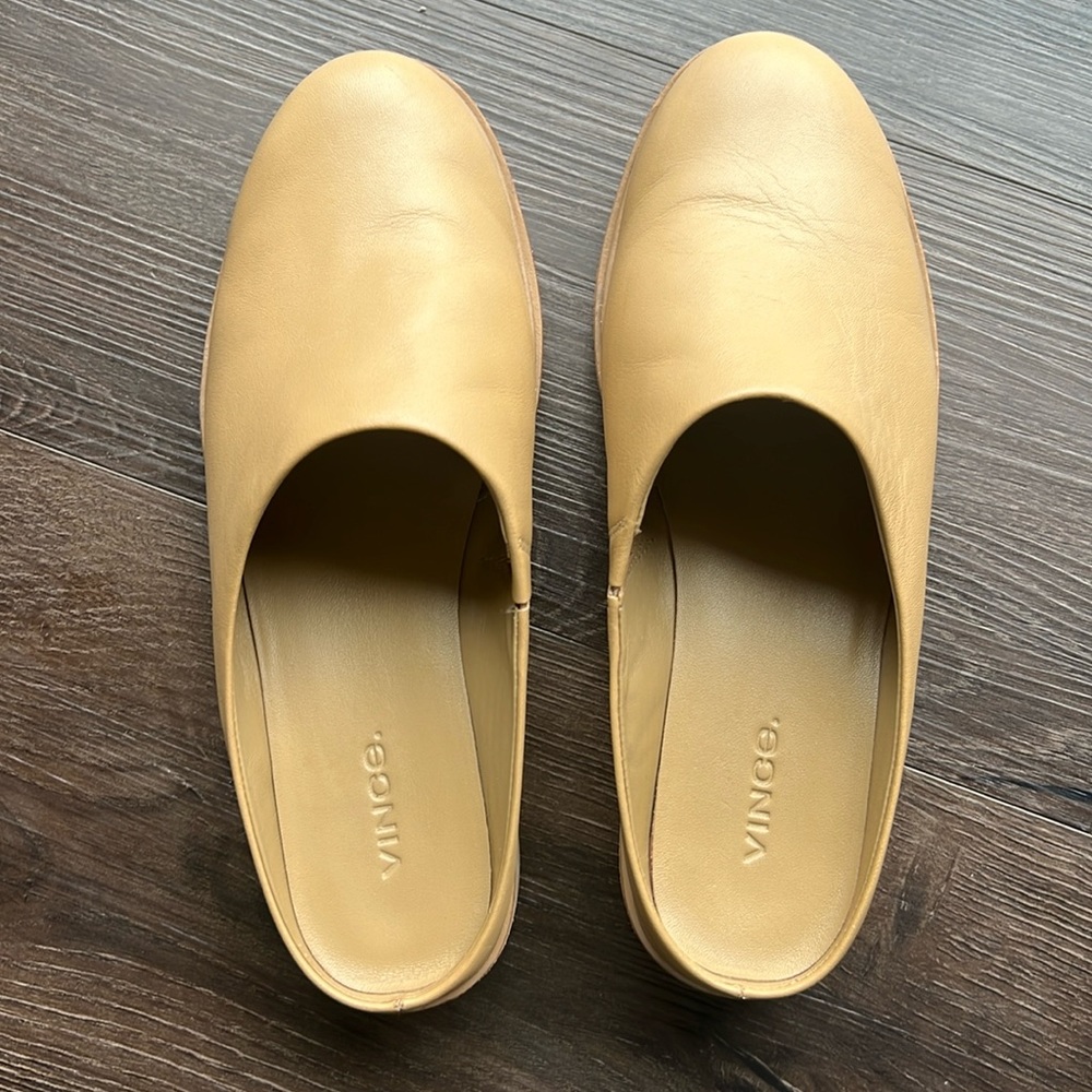 Vince Leather Platform Mule / Clog